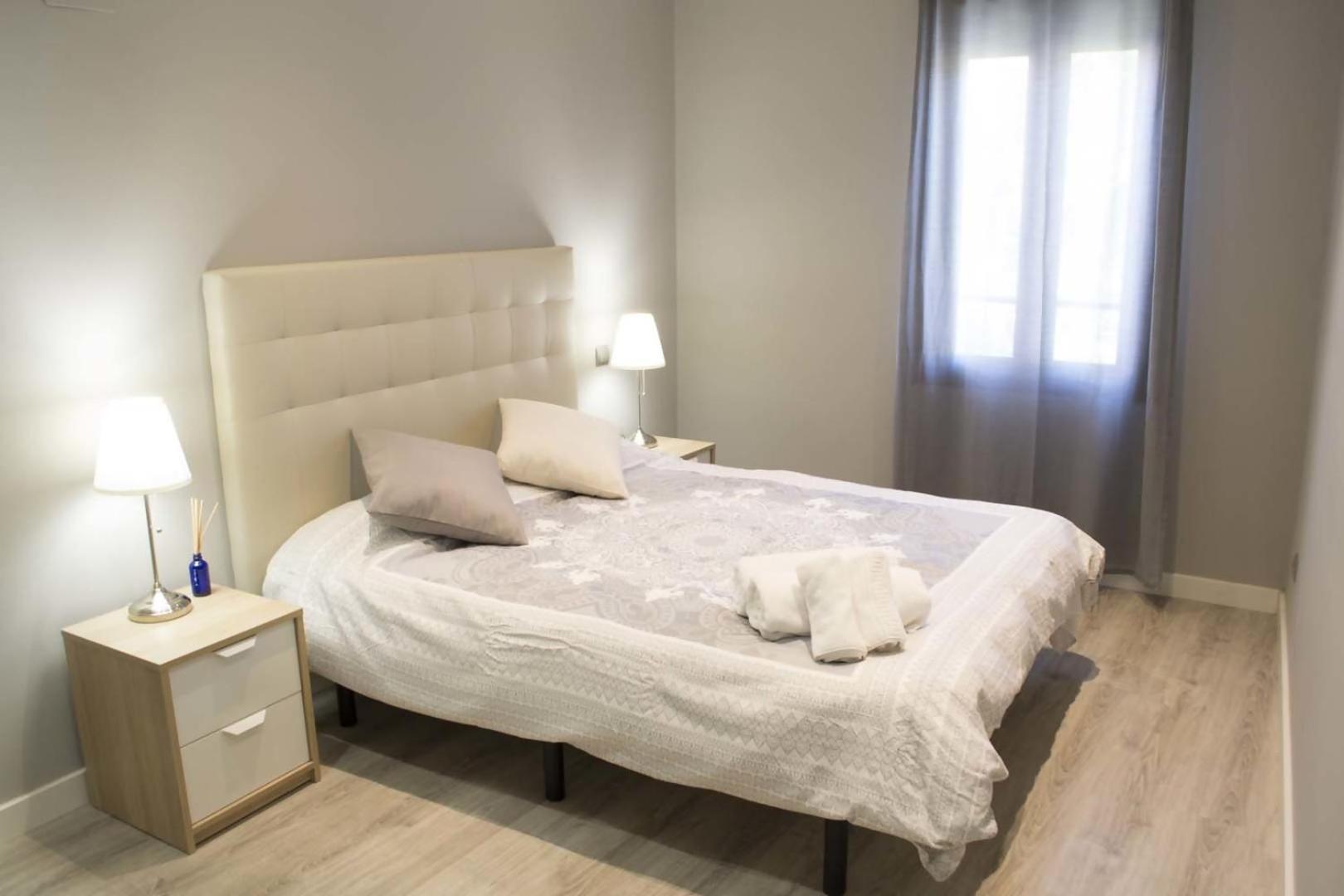 Apartamenticos Plaza Las Armas Zaragoza Eksteriør bilde